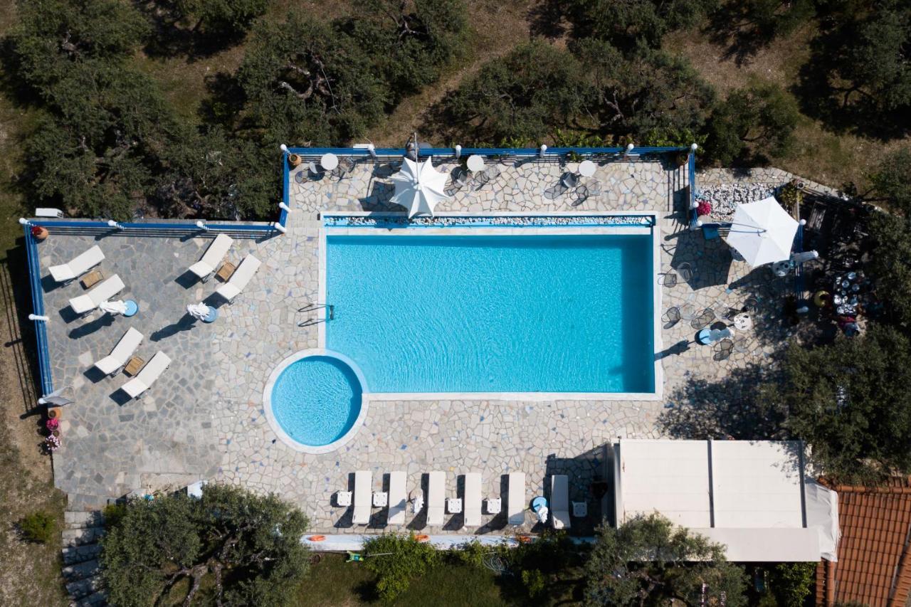 Assa Inn Pyrgadikia Exterior foto