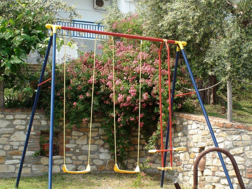 Assa Inn Pyrgadikia Exterior foto