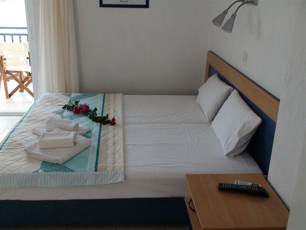 Assa Inn Pyrgadikia Exterior foto