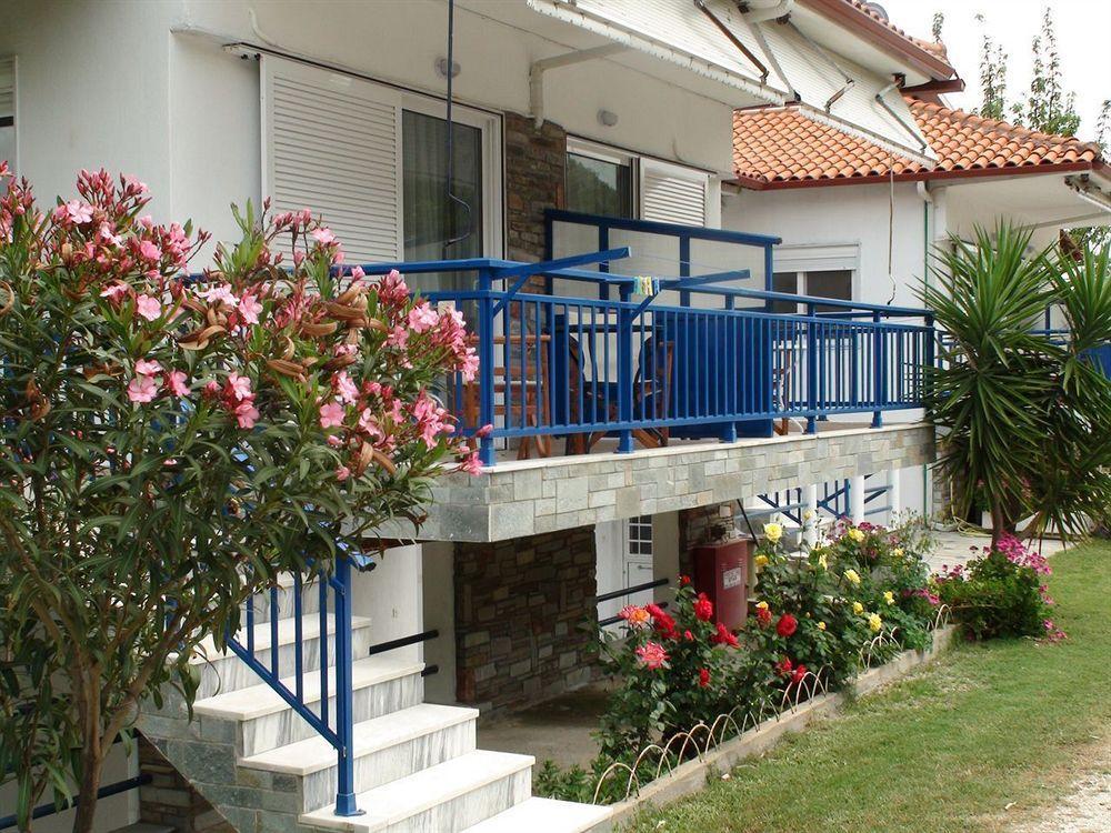 Assa Inn Pyrgadikia Exterior foto