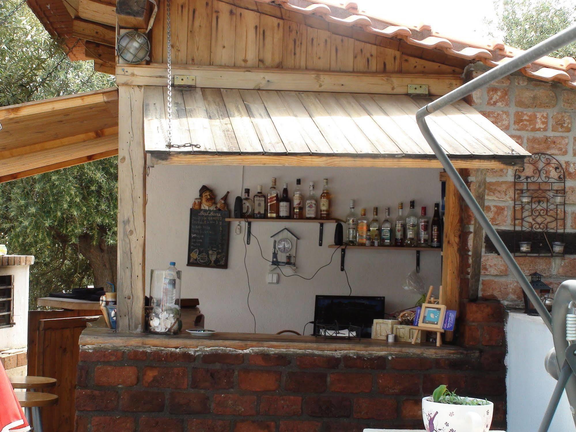 Assa Inn Pyrgadikia Exterior foto